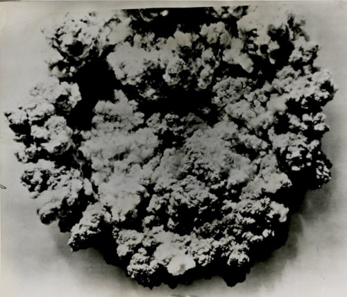 Atominis sprogimas iš virškaus, 1946 metai