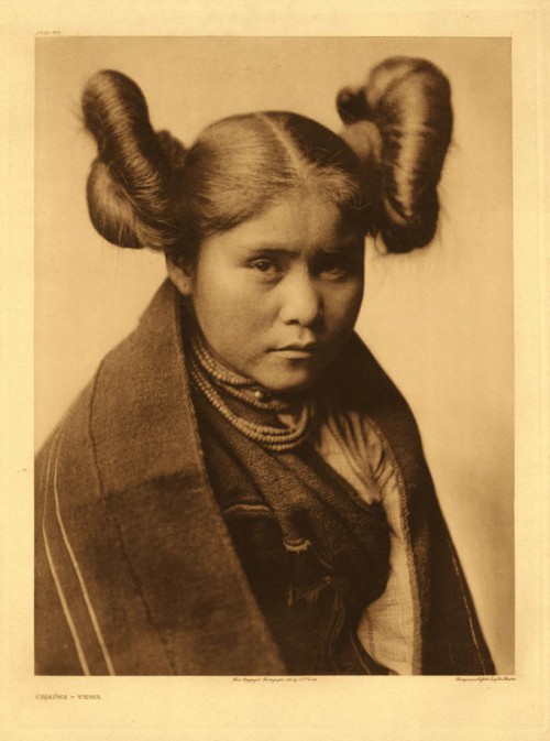 Indėnų mergaitė. Edward Sheriff Curtis, 1906